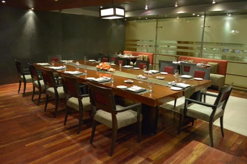 Park Lane Hotel لاهور المظهر الخارجي الصورة