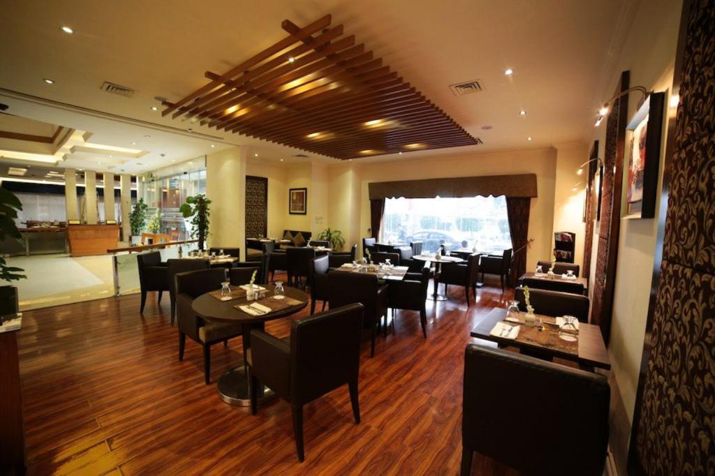 Park Lane Hotel لاهور المظهر الخارجي الصورة